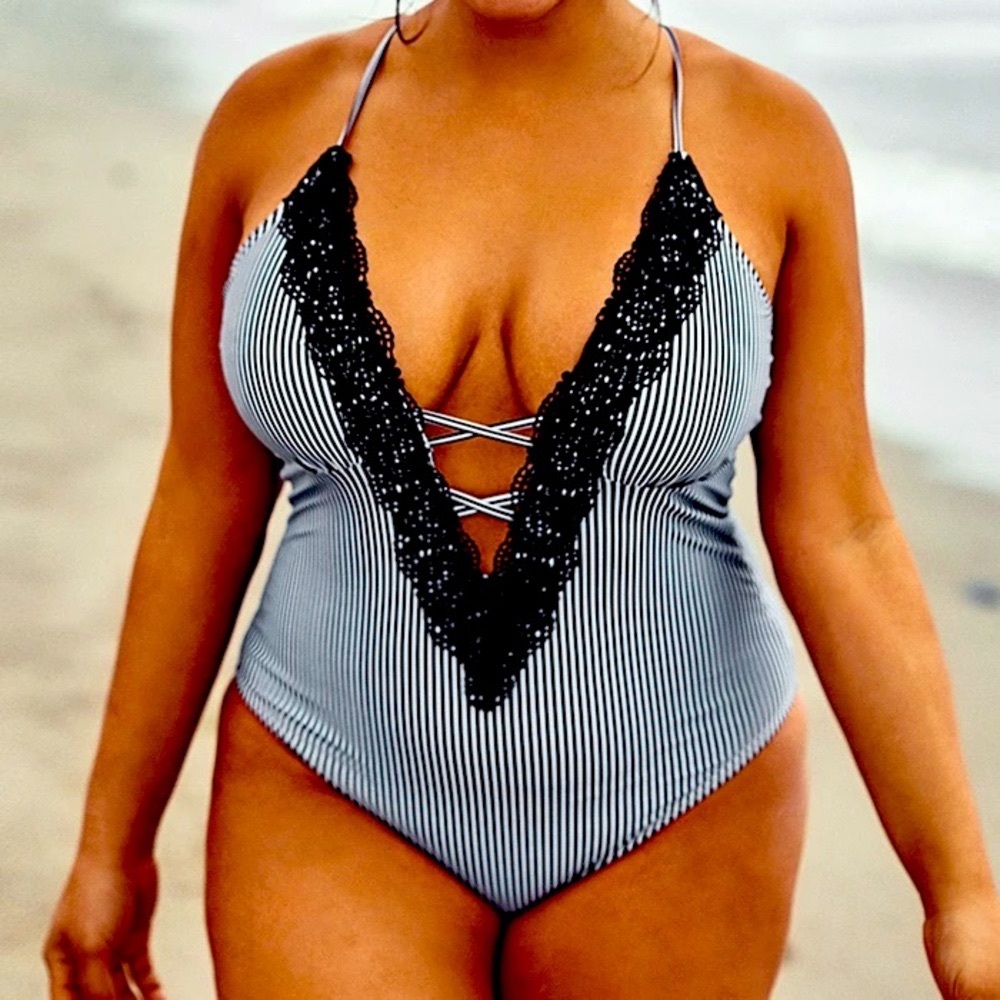 CupShe One piece swimsuit. Lowcut V neckline. NWT.